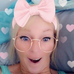 Meet your Posher, Lyn